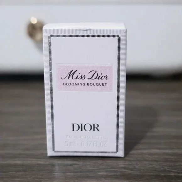 Dior Miss Dior Blooming Bouquet Perfume Mini EDT 5ml Travel Size w/Box Authentic - Picture 4 of 6